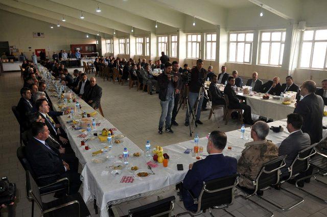 Bitlis Valisi Ustaoğlu: Huzur ve güven olunca yatırımları konuşuyoruz