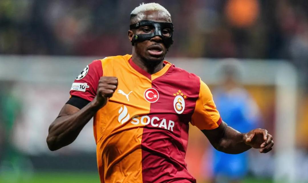 Fenerbah&ccedil;e ye yılın &ccedil;alımını atmıştı, şimdi Galatasaray dan Victor Osimhen i istiyorlar! 1