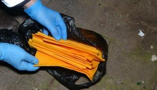 Poşetin i&ccedil;inde bulundu! Piyasa değeri tam 4 milyon