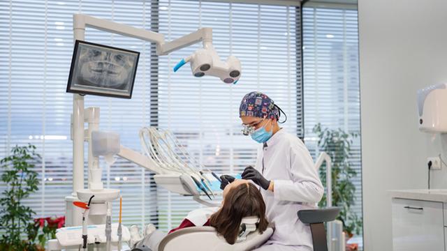 YÖK’ten diş hekimliğinde yeni düzenleme: Bu programlar kapatılıyor!