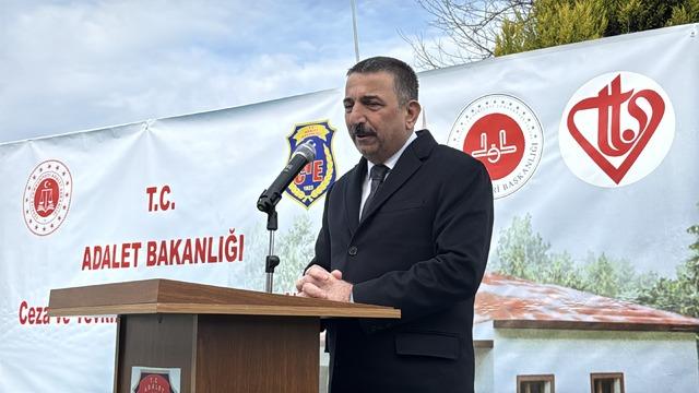 Zonguldak ta a&ccedil;ık cezaevi h&uuml;k&uuml;ml&uuml;leri cami yapımında g&ouml;rev alacak 3