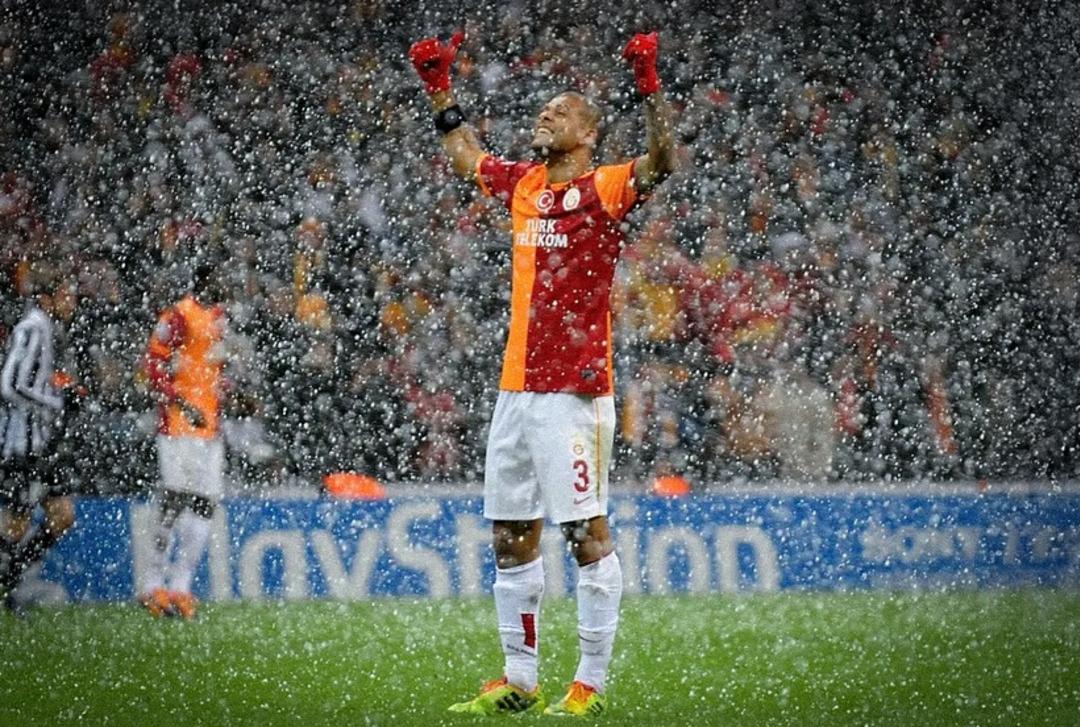 Galatasaray taraftarı bu s&ouml;zlere &ccedil;ok kızacak! "Pitbull" Melo dan şok ihanet: "Cimbom un Avrupa DNA sı yok, favori Juventus!" 2