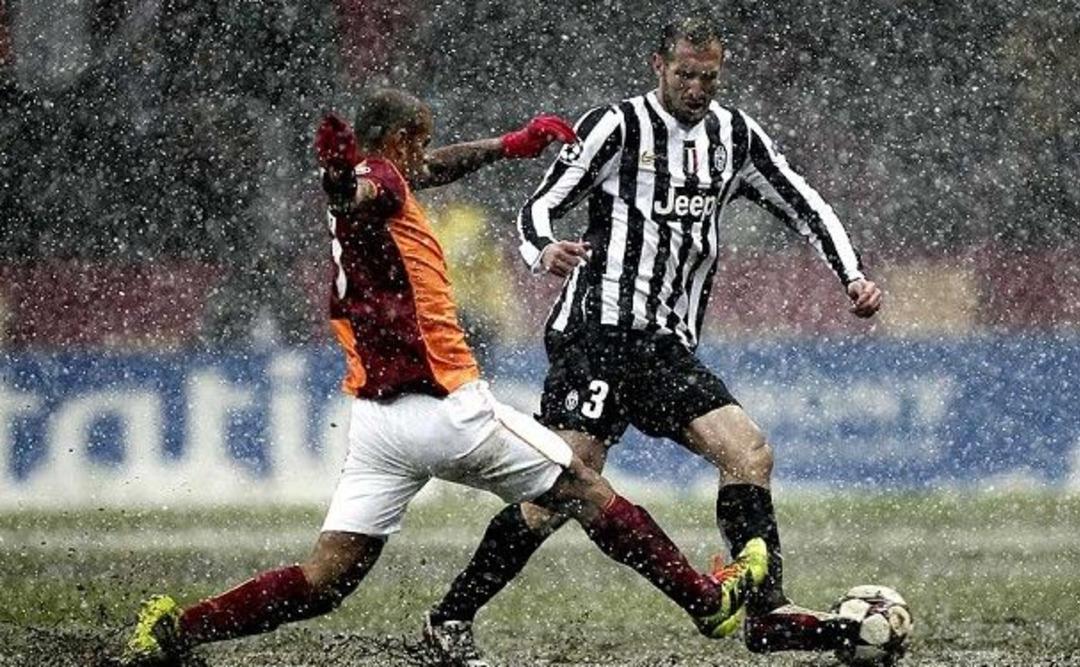 Galatasaray taraftarı bu s&ouml;zlere &ccedil;ok kızacak! "Pitbull" Melo dan şok ihanet: "Cimbom un Avrupa DNA sı yok, favori Juventus!" 3