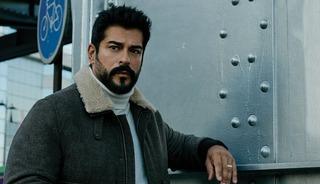 Serveti 1 milyar TL'yi aştı! Burak &Ouml;z&ccedil;ivit l&uuml;ks malikane satın aldı