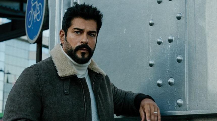 Serveti 1 milyar TL'yi aştı! Burak &Ouml;z&ccedil;ivit l&uuml;ks malikane satın aldı! Şimdi de daire topluyor