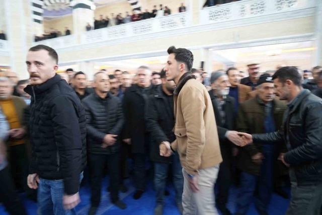 Muş&rsquo;ta bir kişinin &ouml;l&uuml;m&uuml;yle başlayan husumet barışla sonu&ccedil;landı 4