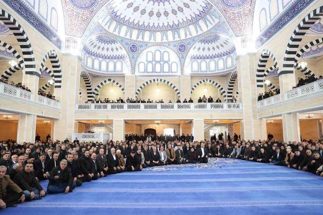 Muş&rsquo;ta bir kişinin &ouml;l&uuml;m&uuml;yle başlayan husumet barışla sonu&ccedil;landı 1