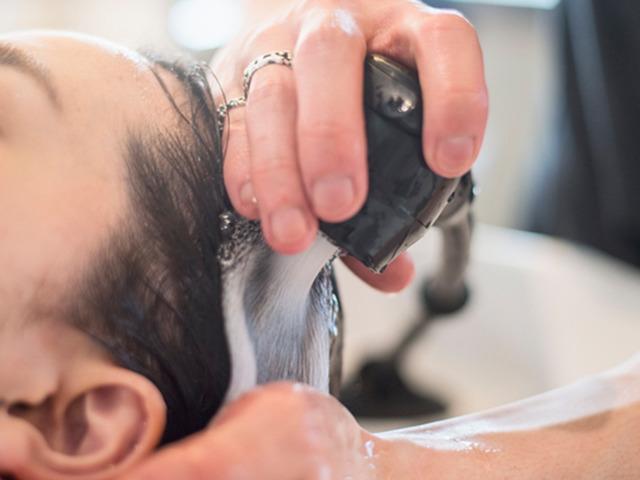 Japonların sa&ccedil; yıkama rit&uuml;eli neden viral oldu?