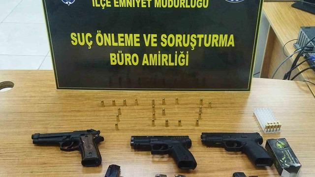 Bulanık’ta huzur uygulaması: Silah ve uyuşturucu madde ele geçirildi