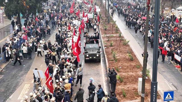 Kurtuluş destanının 106&rsquo;ıncı yılında Kahramanmaraş tek y&uuml;rek oldu 12