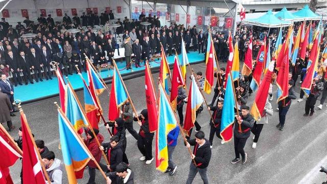 Kurtuluş destanının 106&rsquo;ıncı yılında Kahramanmaraş tek y&uuml;rek oldu 10