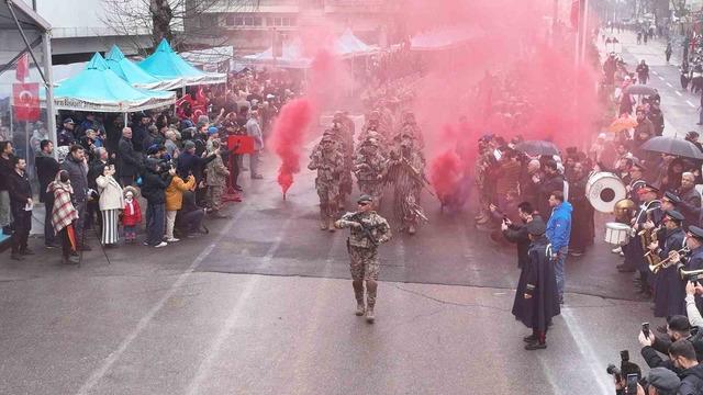 Kurtuluş destanının 106&rsquo;ıncı yılında Kahramanmaraş tek y&uuml;rek oldu 7