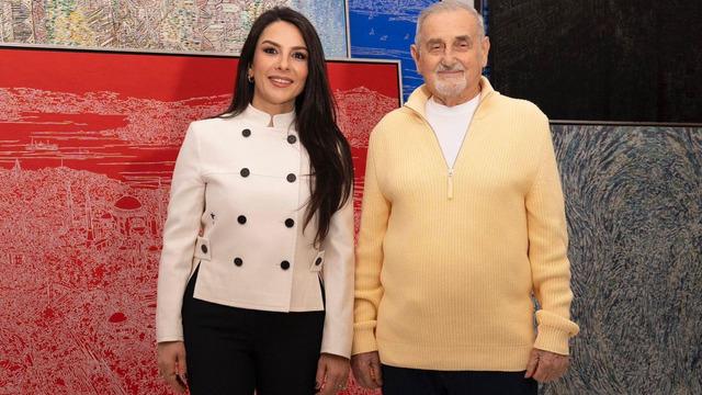 SM Sanat katkılarıyla hayata geçen “Devrim Erbil: Gökyüzü Öyle Maviydi Ki” izleyiciyle buluşuyor