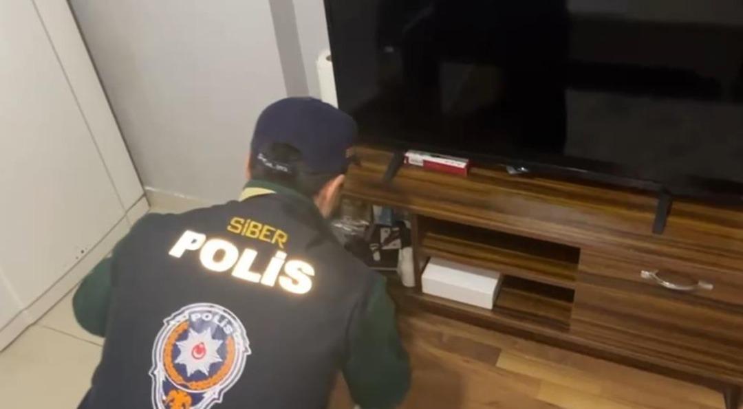 Sakarya merkezli m&uuml;stehcenlik operasyonunda 13 tutuklama 1