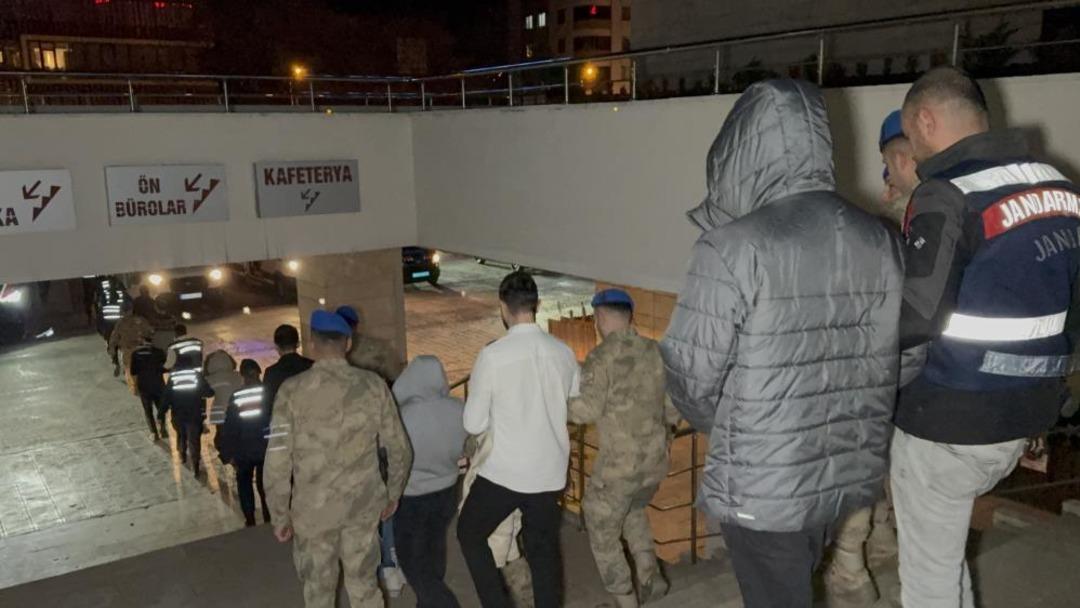 Samsun merkezli yasa dışı bahis operasyonunda 12 kişi tutuklandı 3