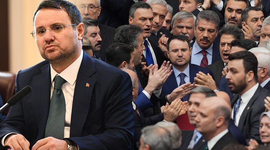 Akın G&uuml;rlek&rsquo;ten dikkat &ccedil;eken &ccedil;ıkış: "Bu konulara cevap vermek istemiyorum"