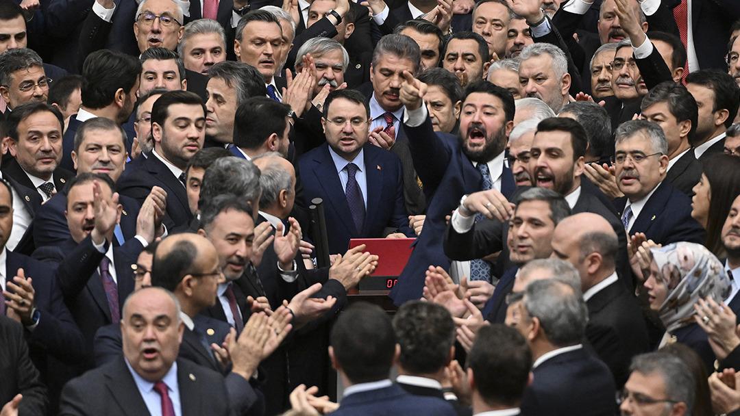 Akın G&uuml;rlek&rsquo;ten dikkat &ccedil;eken &ccedil;ıkış: "Bu konulara cevap vermek istemiyorum" 1