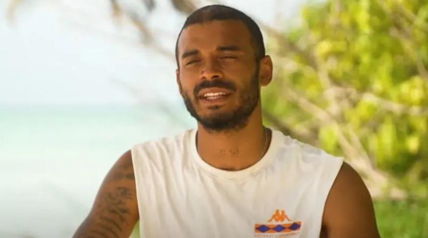 Survivor&rsquo;da yasak aşk iddialarıyla g&uuml;ndeme gelmişti! Efecan Dianzenza ve Duygu &Ccedil;avdar yeniden bir arada
