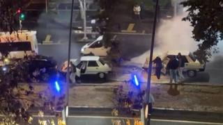 Diyarbakır'da kazaya karışan araç alev aldı