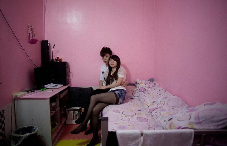 1 milyon kişi yer altında  G4