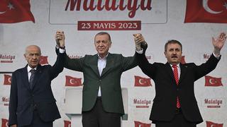 Son dakika: B&uuml;y&uuml;k Birlik Partisi'nden 'ittifak' iddialarına yanıt