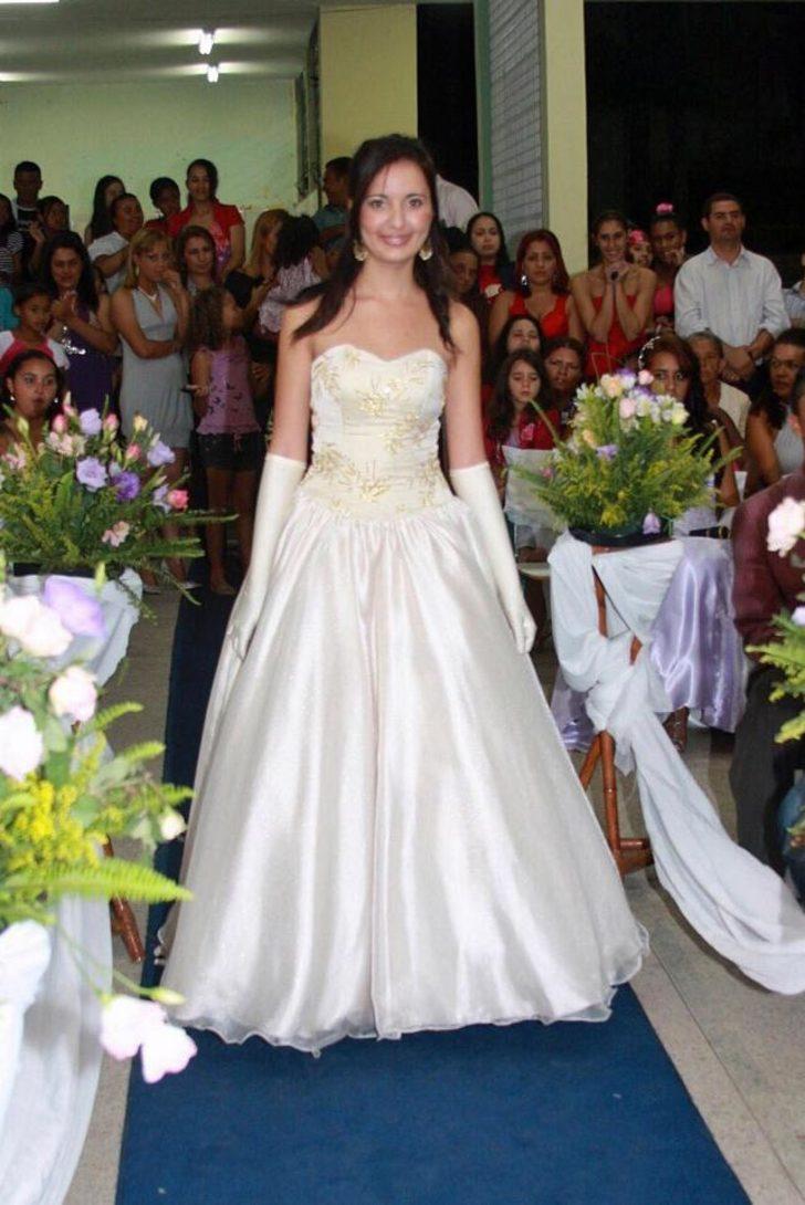 Jennifer'ın ameliyat olmadan önceki hali