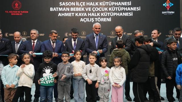 Bakan Ersoy'dan Batman'a kültür hamlesi: Batman 3 yeni kütüphaneye kavuştu!