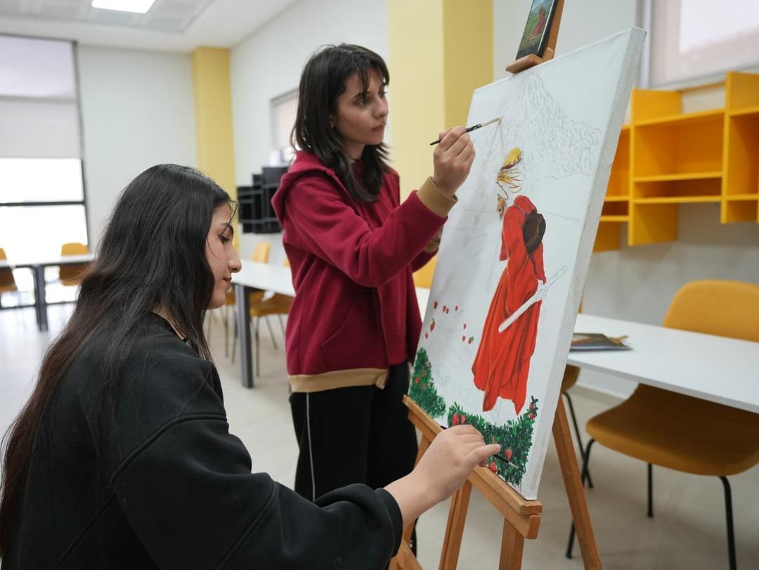 Bakan Ersoy dan Batman a k&uuml;lt&uuml;r hamlesi: Batman 3 yeni k&uuml;t&uuml;phaneye kavuştu! 1