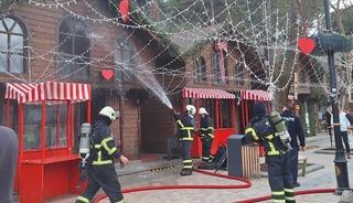 Depo olarak kullanılan kul&uuml;bede yangın