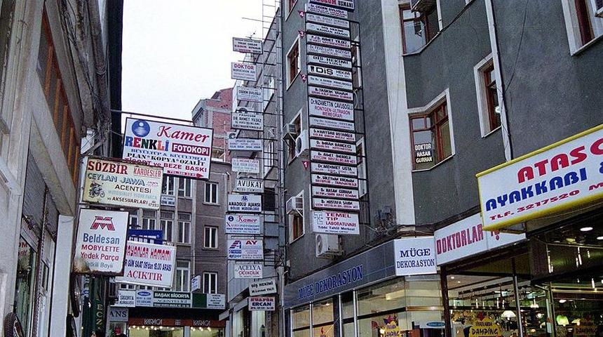 Tabelalarda Türkçe kelime kullanılacak