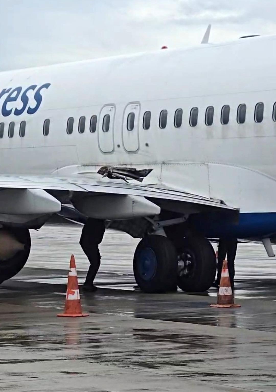 Antalya da faciadan d&ouml;n&uuml;ld&uuml;! Kalkış hazırlığı yapan u&ccedil;ağın tekerlekleri kırıldı 2