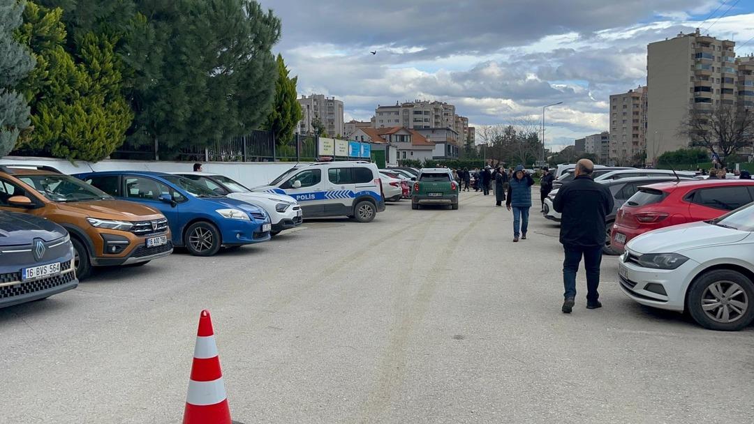 Bursa da acı olay! Okul &ccedil;ıkışı Gizem &ouml;ğretmen sırtından vuruldu 2