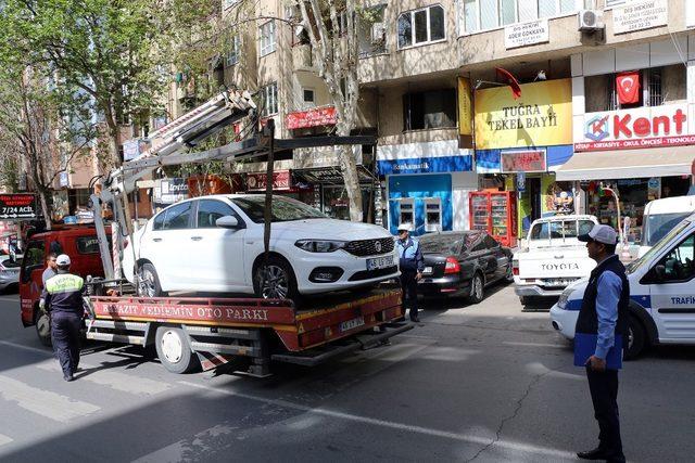 Kahramanmaraş’ta çift sıra parka izin yok