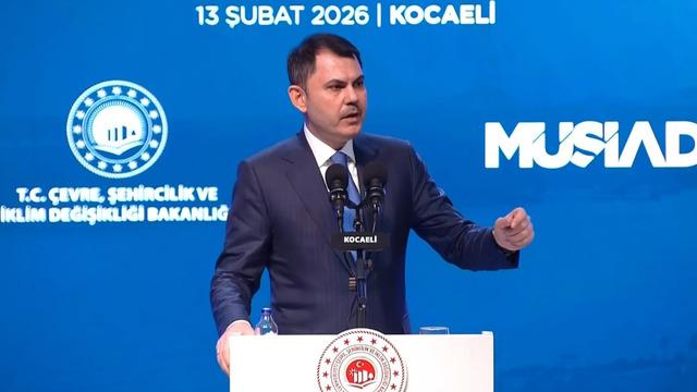 Bakan Kurum'dan Özgür Özel'e: Belediye başkanlarıyla görüşüyoruz diye başkanlarına küfrediyorlar