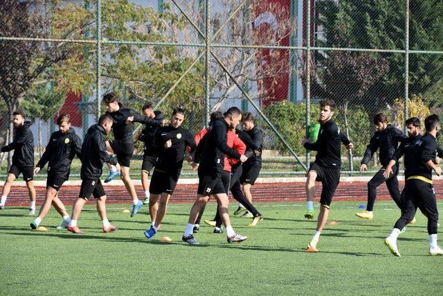 Aliağaspor 2’de 2 peşinde