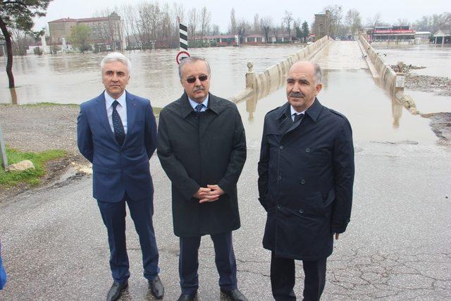 Edirne Valiliği kriz masası nehir taşkınıyla ilgili oluşturdu