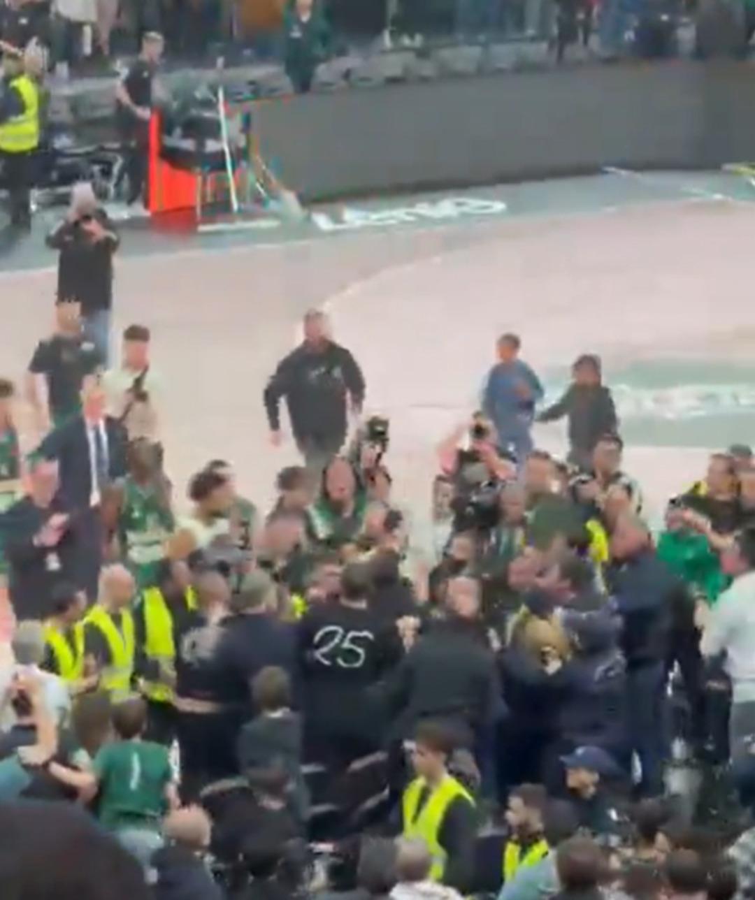 Fenerbahçe Beko, EuroLeague de Panathinaikos u son saniyede yendi, ortalık karıştı! İşte o anlar 2