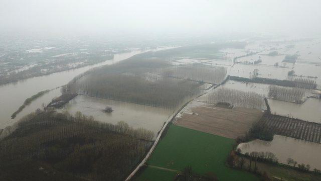 Edirne'de nehirlerde 'kırmızı taşkın alarmı' sürüyor (2)