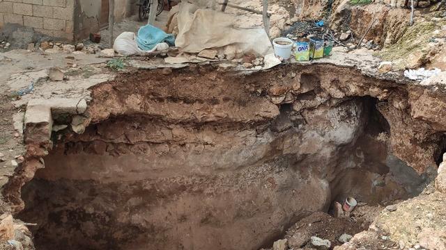 Mardin’de yağışların ardından toprak çökmesi meydana geldi