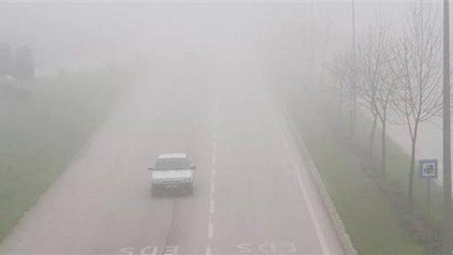 İstanbul trafiğinde sis yoğunlu! Sürücüler zor anlar yaşıyor |İstanbul yol durumu....