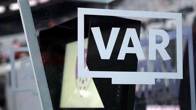 Trabzonspor - Fenerbahçe maçının VAR’ı Ömer Faruk Turtay oldu