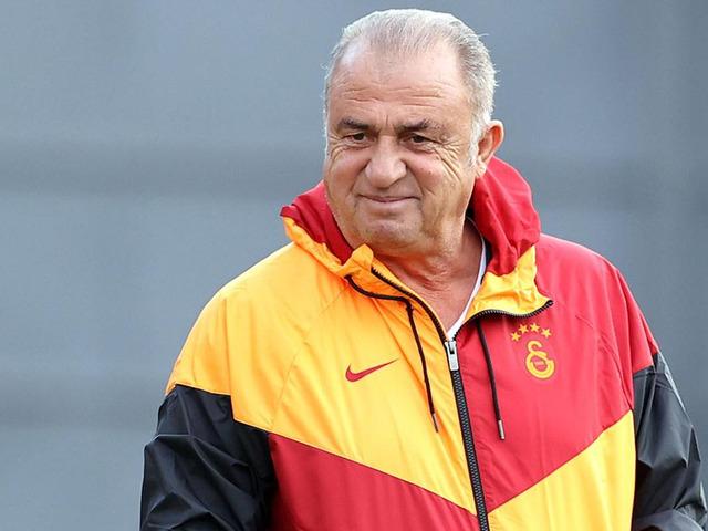 İmparator'dan ters k&ouml;şe! Fatih Terim sahalara değil, bambaşka bir projeyle d&ouml;n&uuml;yor: "Geleceğe miras bırakmaya geliyorum!"