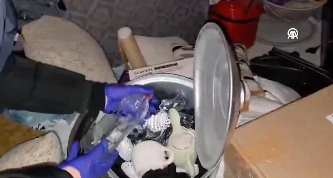 Sevgililer G&uuml;n&uuml;&rsquo;nde tılsım vurgunu: 46 milyon TL dolandırdılar!  3