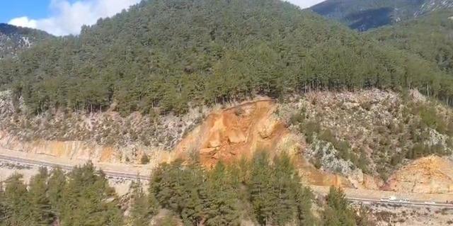 Cendere Çayı yükseldi