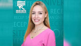 Do&ccedil;entin sır &ouml;l&uuml;m&uuml;! Rize'de 10'uncu kattaki balkondan d&uuml;şt&uuml;