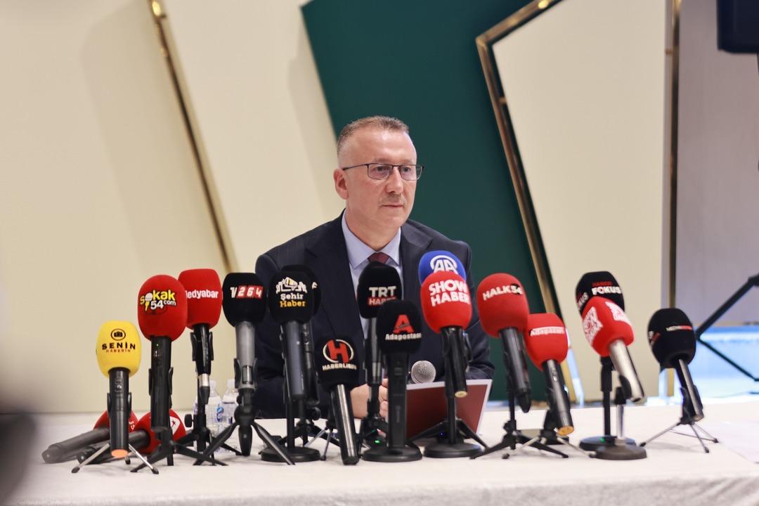 Yasak aşk iddiası! Adapazarı Belediye Başkanı Işıksu dan açıklama! "Parti içerisinde şahsıma muhalif bazı isimler..." 2