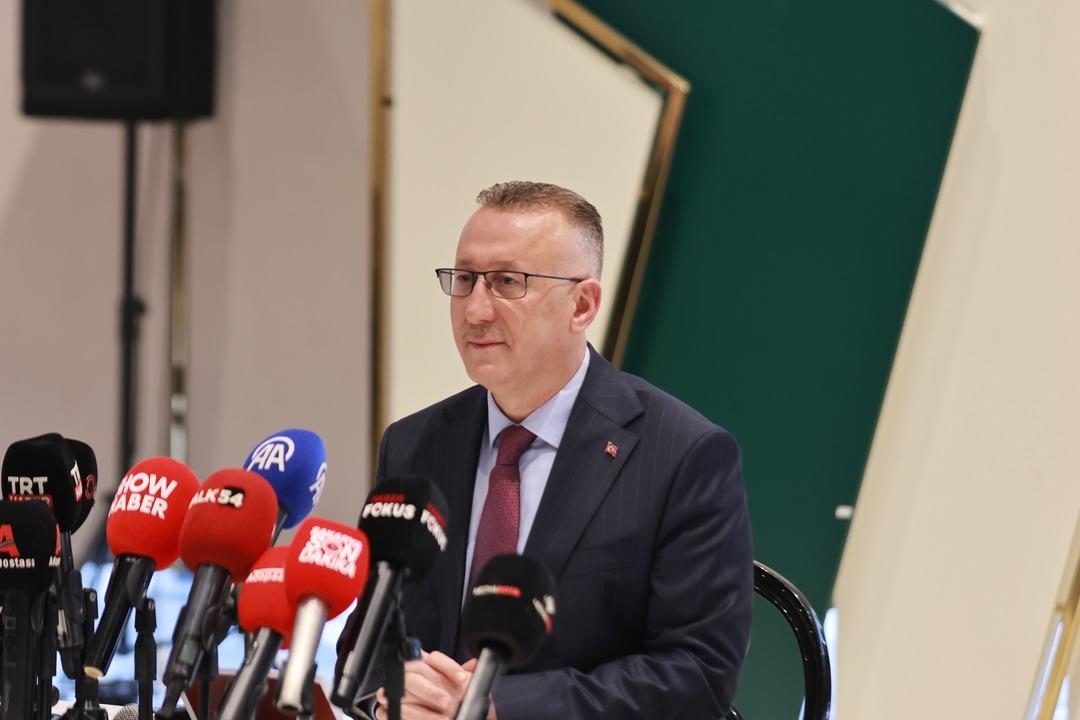 Yasak aşk iddiası! Adapazarı Belediye Başkanı Işıksu dan açıklama! "Parti içerisinde şahsıma muhalif bazı isimler..." 3