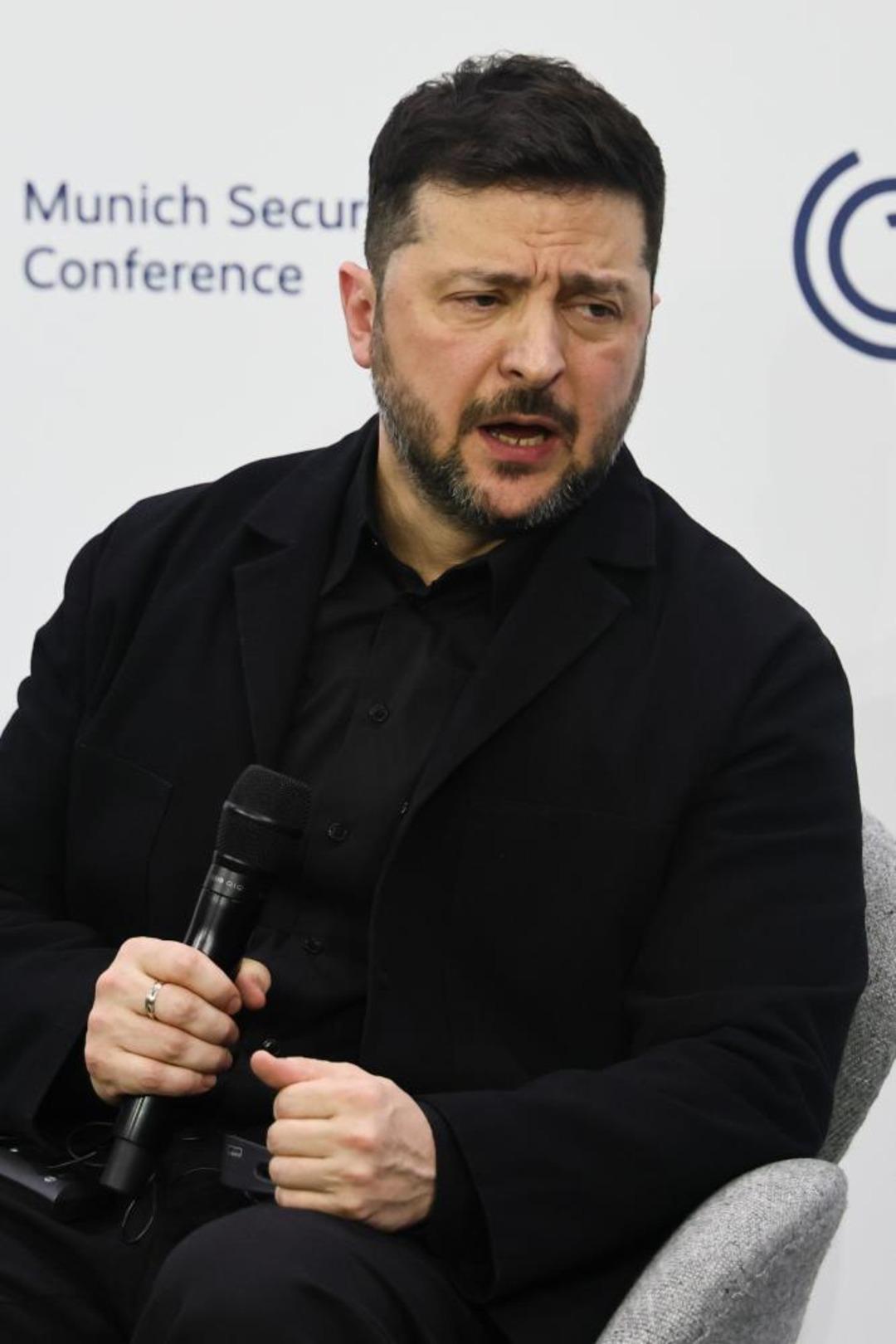 Zelenskiy: "Bize iki aylık bir ateşkes verin, seçimlere gideriz" 2