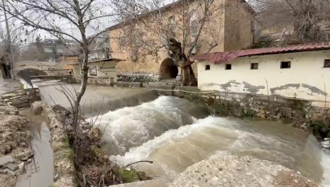 380 yıl sonra bir ilk: Adıyaman’da caminin altında kuruyan su yeniden canlandı 4