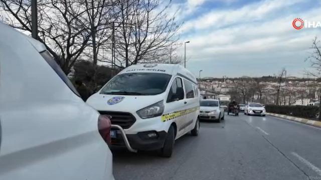 Esenyurt'ta bir kişi boş arsada ölü bulundu